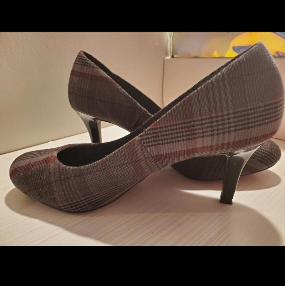 Comfort plus dressy shoe